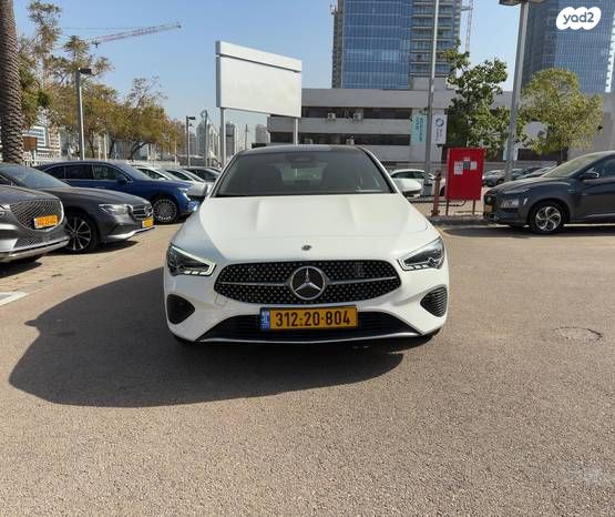 מודעת רכב מרצדס-בנץ CLA