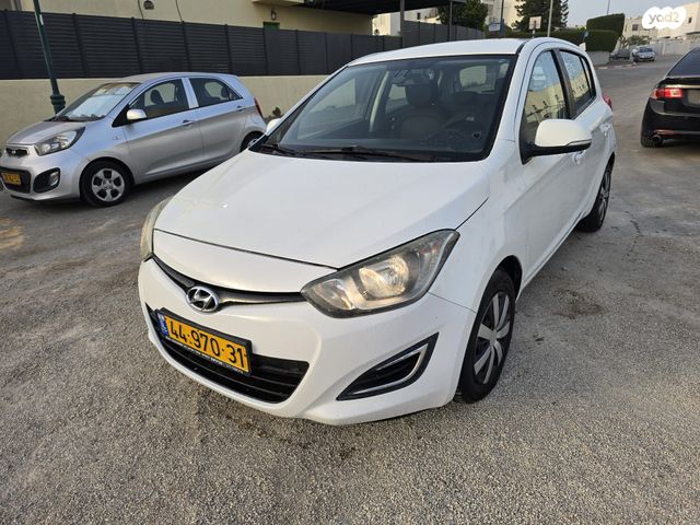 מודעת רכב יונדאי i20 2