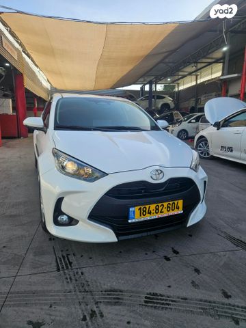 מודעת רכב טויוטה יאריס