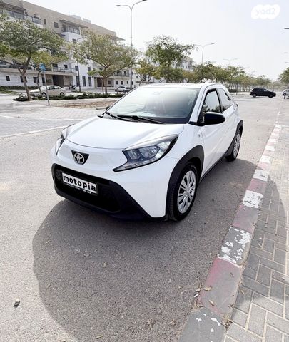 מודעת רכב טויוטה אייגו X