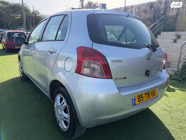 מודעת רכב טויוטה יאריס 1