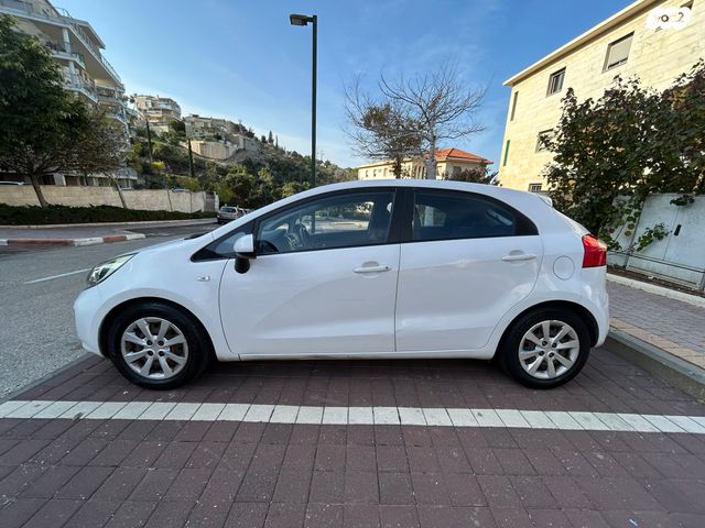 מודעת רכב קיה ריו