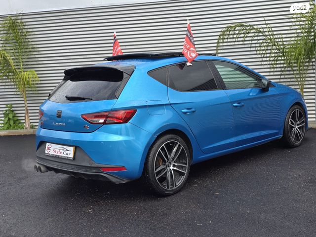 מודעת רכב סיאט לאון