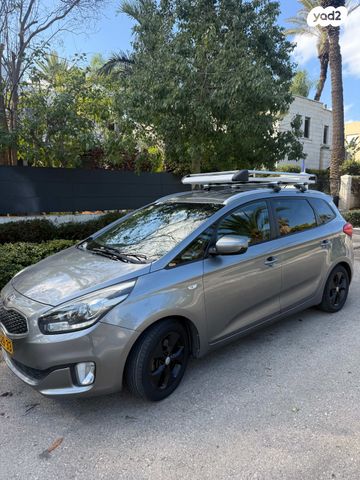 מודעת רכב קיה קארנס 2