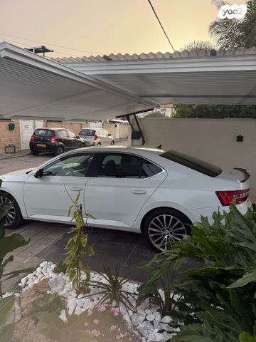 מודעת רכב סקודה סופרב