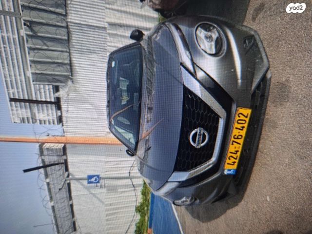 מודעת רכב ניסאן ג'וק