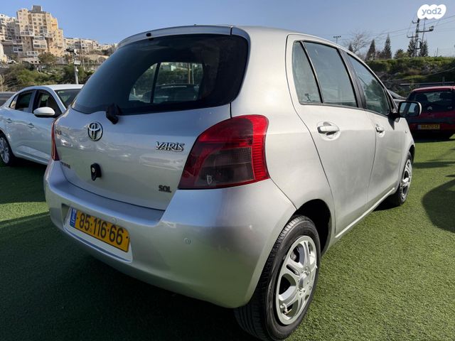 מודעת רכב טויוטה יאריס 2