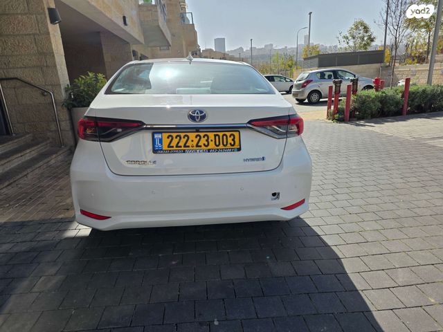 מודעת רכב טויוטה קורולה 1