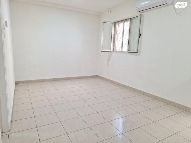 יעקב קינמון 10