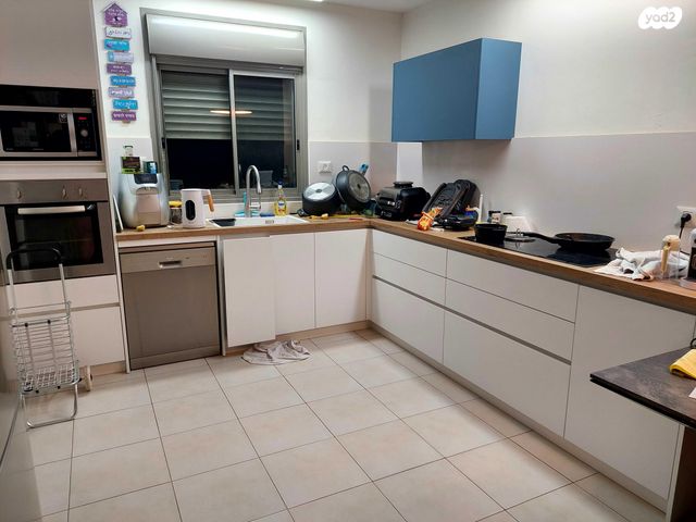 דרך האילנות 32