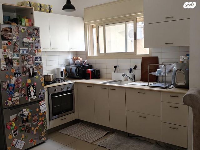 שדרות ירושלים 35