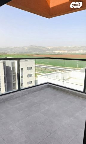 יצחק שמיר 125