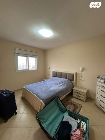 מעלות אשר 14