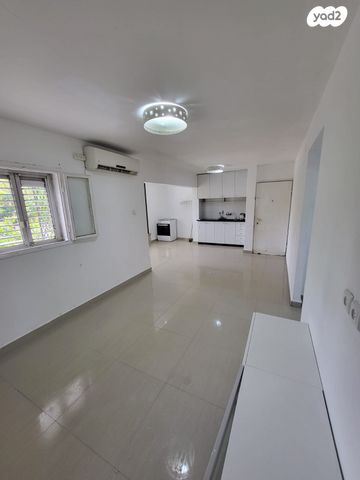 הרב אברהם הלל 5