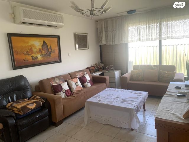 מעפילי אגוז 100