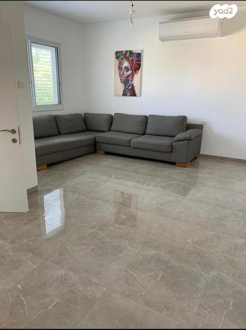 שדרות וייצמן 13