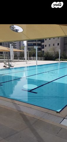 עוזי חיטמן 3