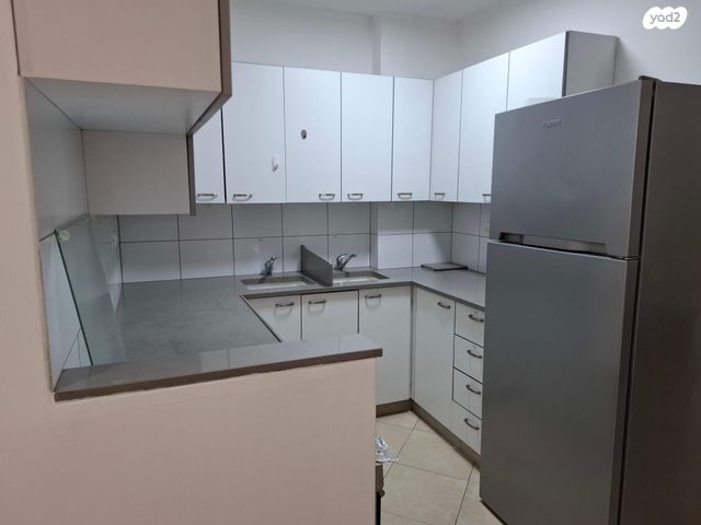 קהילות יעקב 15