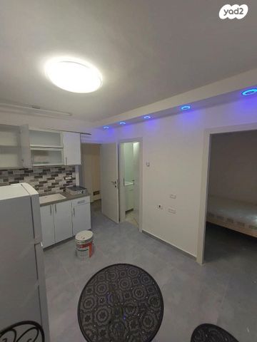 דרך יד לבנים 158