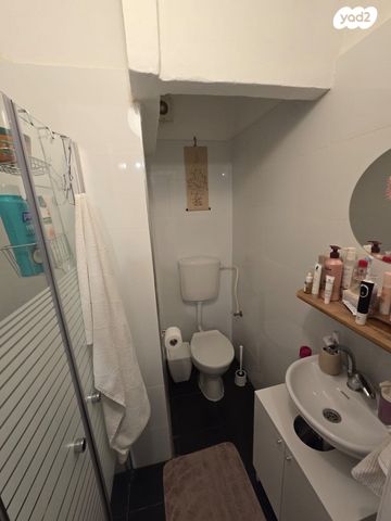 שמעון בר גיורא 19