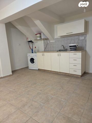 מורד נחל פרת 137