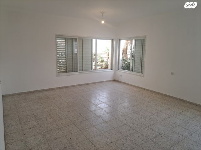 נאות אפקה ב'