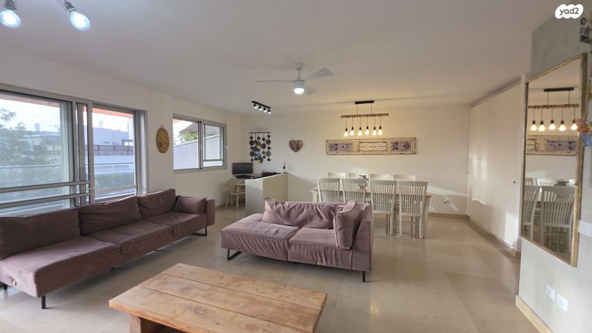 בנימין מטודלה 30