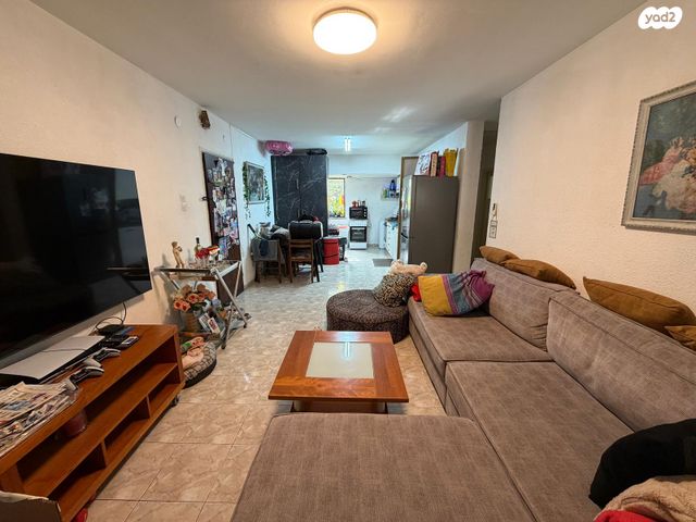 דרך משה דיין 24