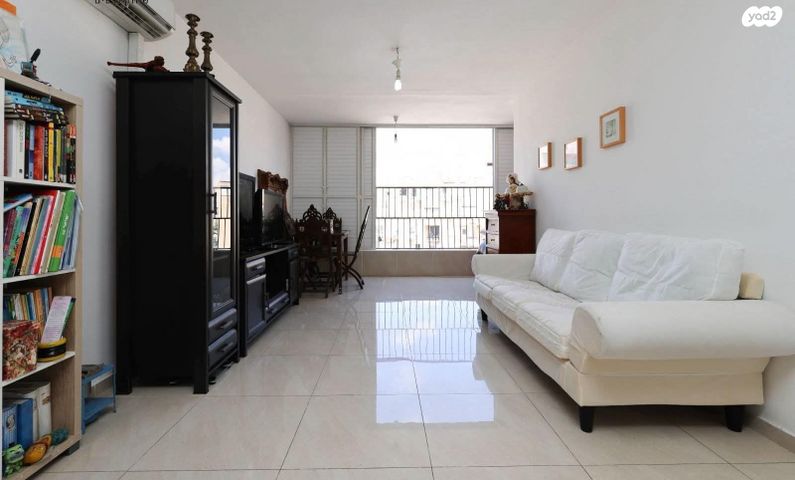 אברהם שפירא 