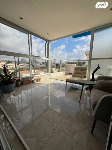 דופלקס, הנחלים, מודיעין מכבים רעות