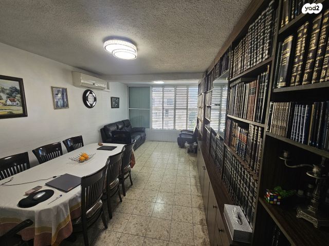 דופלקס, גבעת סוקולוב, בני ברק