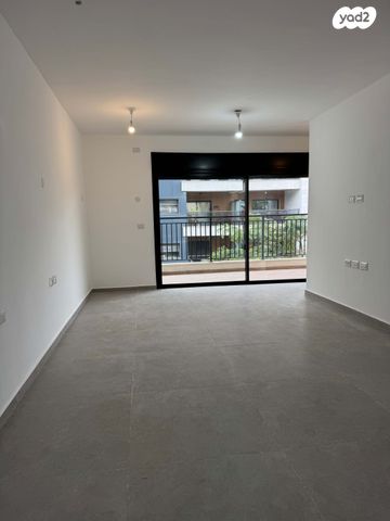 מודעת נכס, קרן קיימת לישראל, בורוכוב, גבעתיים