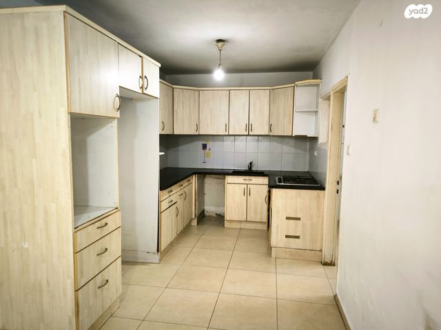 שדרות בן גוריון 8