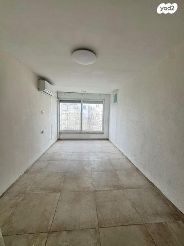 שדרות דגניה 71