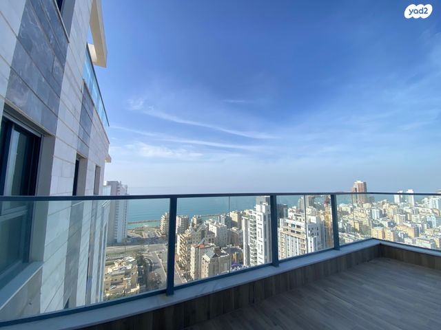 דר' ישראל בורגנסקי 