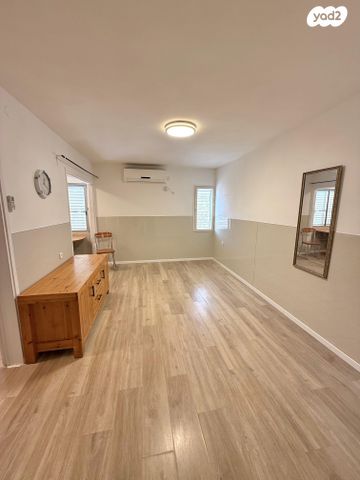 שדרות הרצל 1088