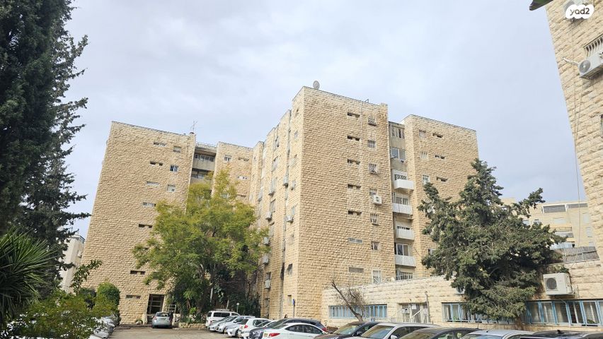 הרב חיים הלר 