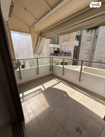 לוין קיפניס 