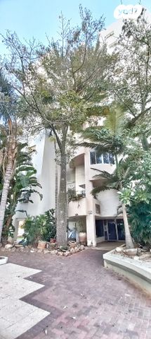 יונה צבי פיינשטיין 