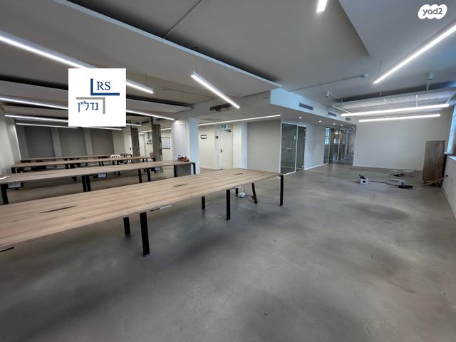 גני שרונה, קרית הממשלה