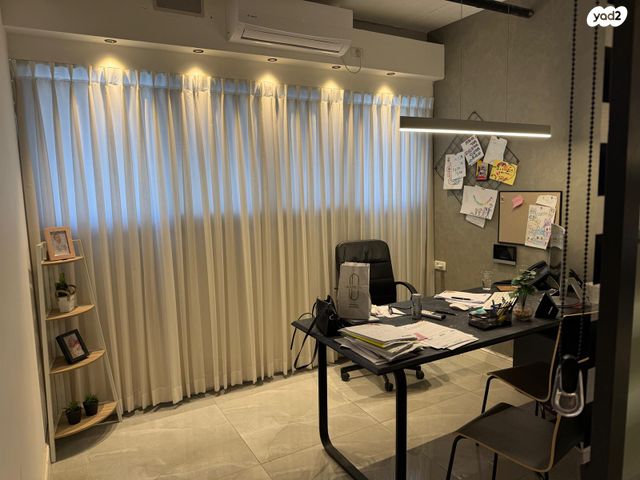 יקותיאל בהרב 39