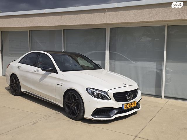 מודעת רכב מרצדס-בנץ C-class