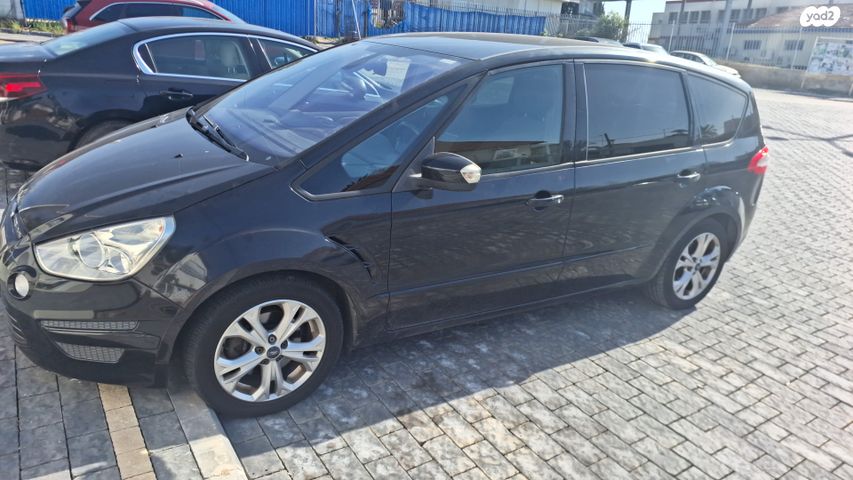 מודעת רכב פורד S-מקס