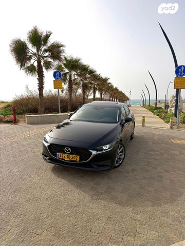 מודעת רכב מאזדה 3