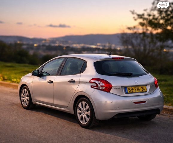 מודעת רכב פיג'ו 208