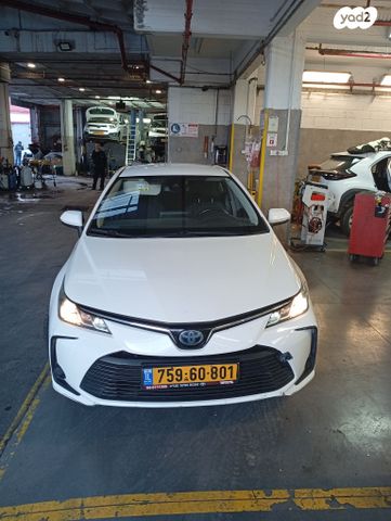 מודעת רכב טויוטה קורולה