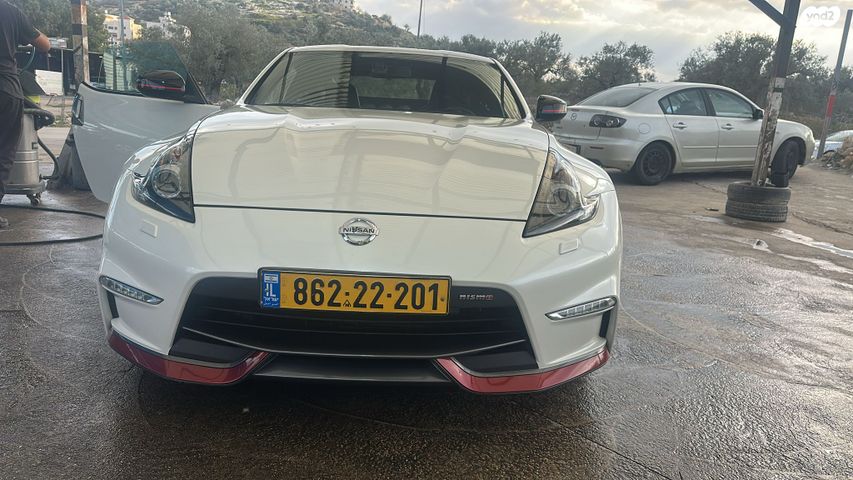 מודעת רכב ניסאן 370Z