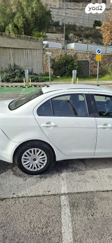 מודעת רכב מיצובישי לנסר