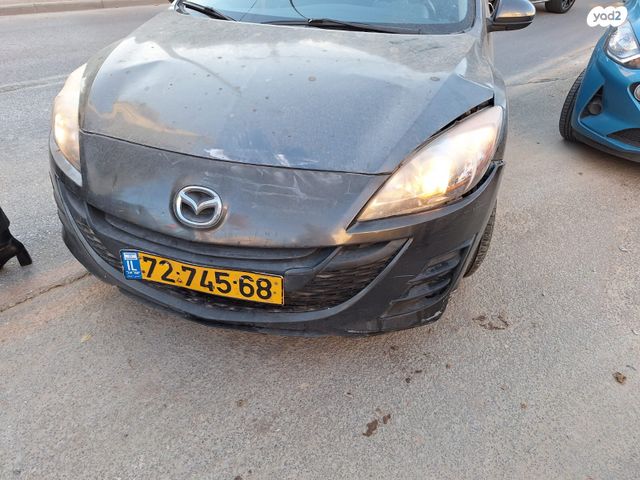 מודעת רכב מאזדה 3