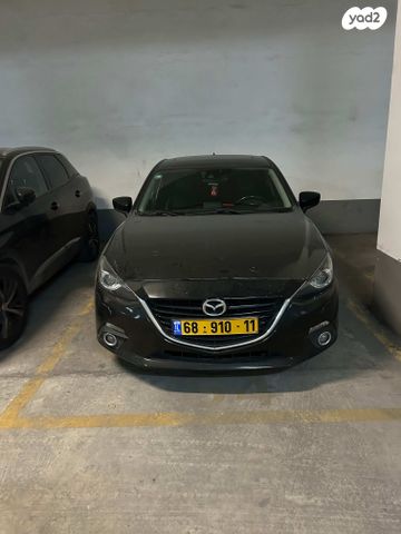 מודעת רכב מאזדה 3